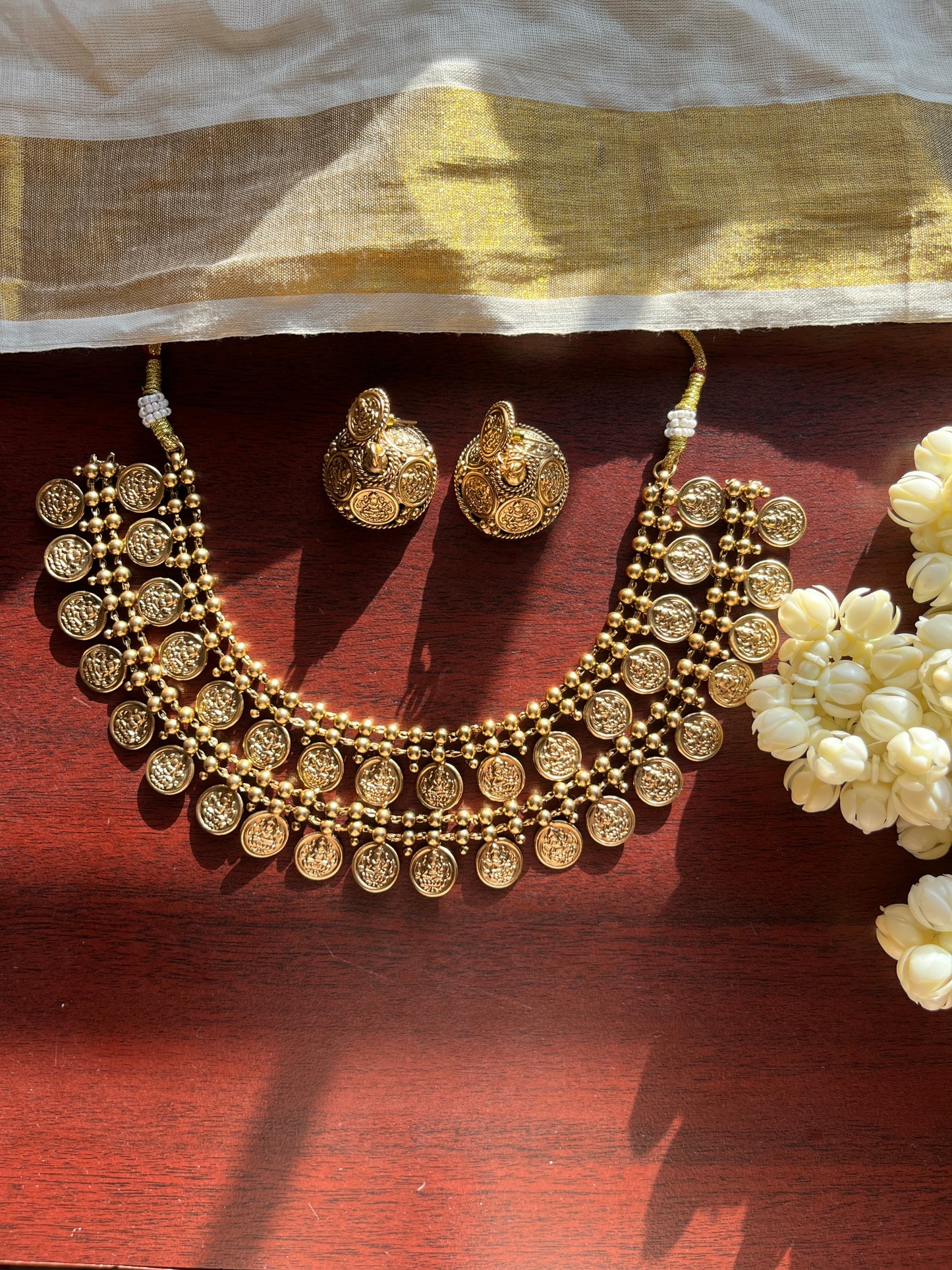Double layer coin necklace