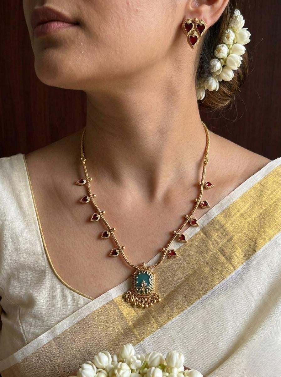 Pendant Necklace